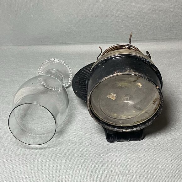 Antique 1900's Wall Mounted Oil Lamp with Glass Chimney-Eagle-Uranium-UV - Picture 13 of 14